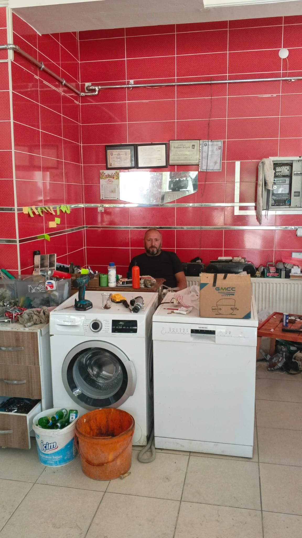 Yaman Teknik Servis atölyesinde beyaz eşyalar